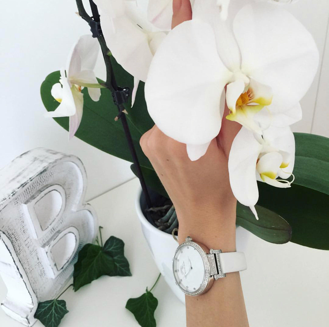 Porsamo Bleu Chantal Luxury Topaz Women's Watch, Satin Covered Genuine Leather Silver, White 673ACHL